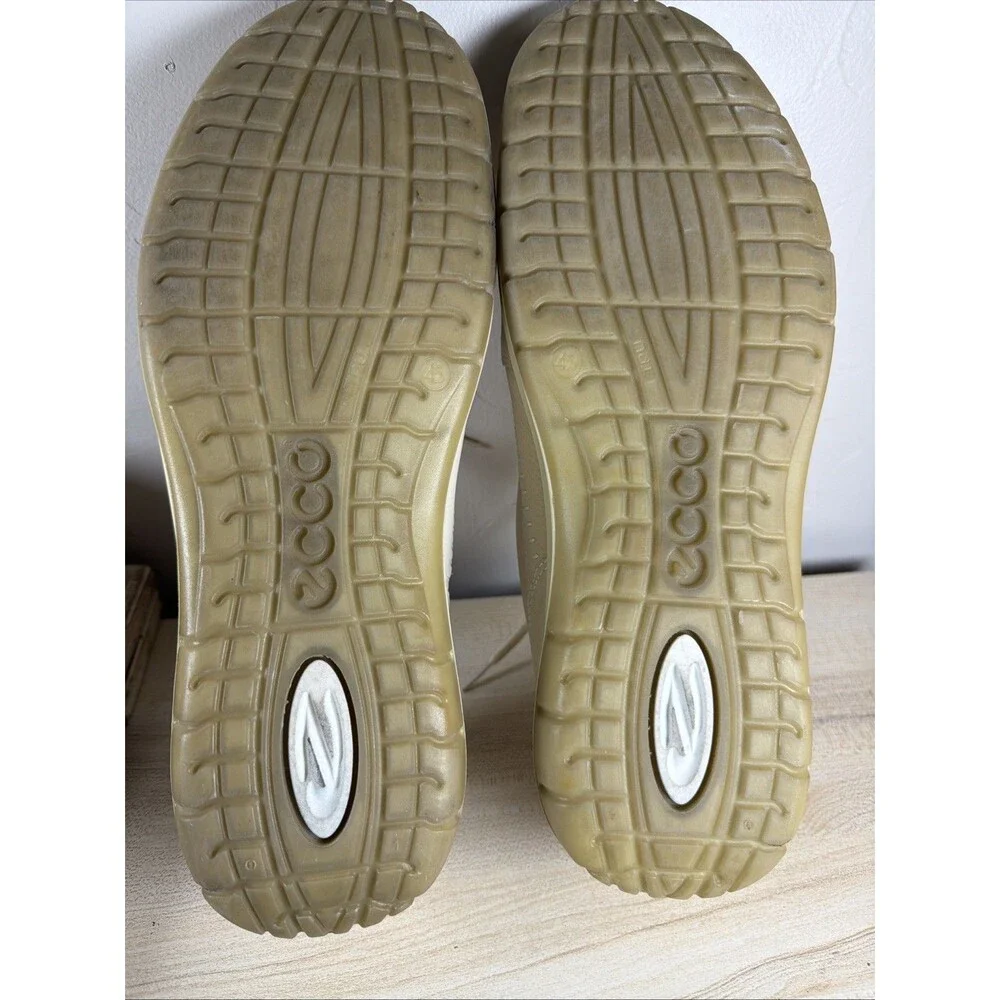 ECCO Off-White Leather Moc Toe Walking Comfort Shoes Men’s Size 12